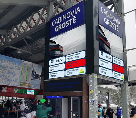 Cubo Grostè FM