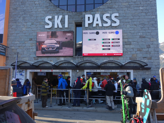 Digital out-of-home su un video wall a LED nel comprensorio sciistico di Bormio