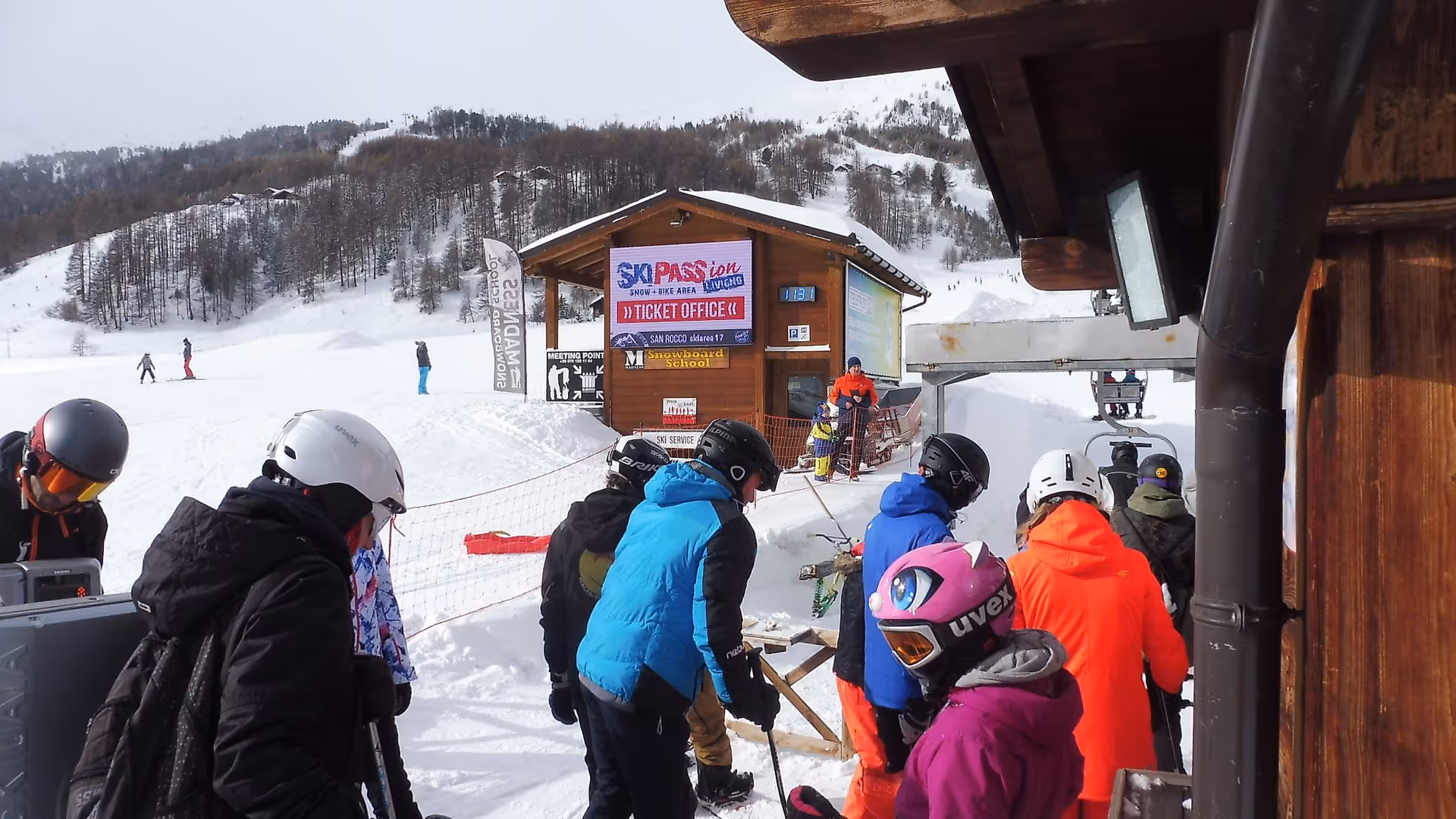 Schermo a LED presso l'area sciistica di San Rocco a Livigno